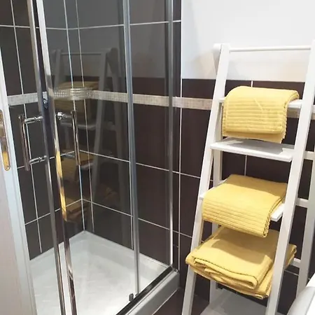 아파트 Ghigliotta 비베로네